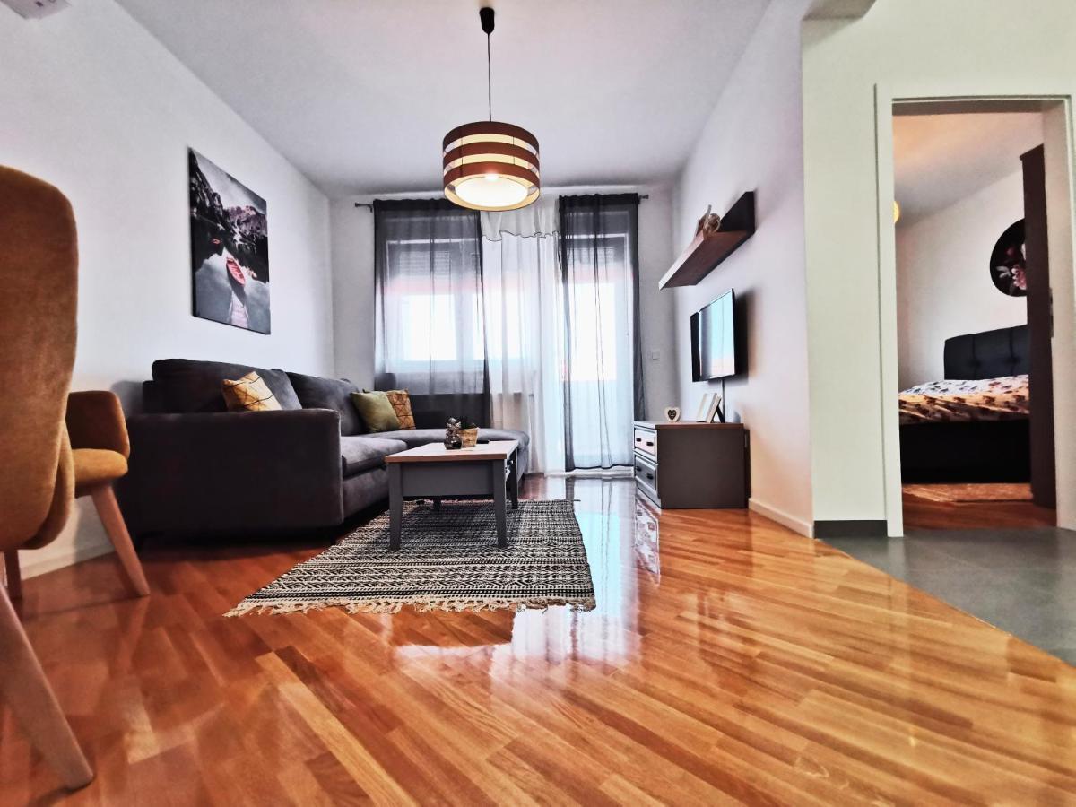 Apartman Angel 오시예크 외부 사진