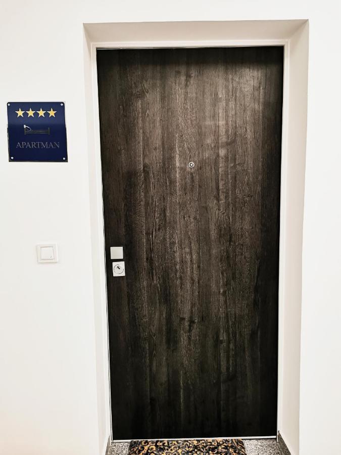 Apartman Angel 오시예크 외부 사진